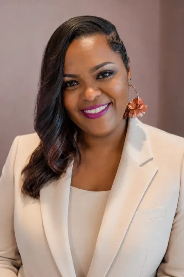 Alicia Broadway, Certified Professional Integrative Coach and founder of The Family Table